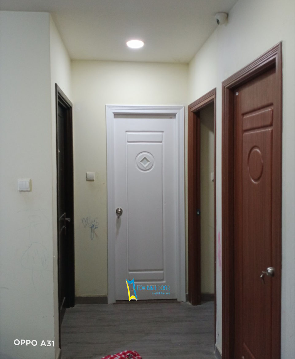 Cửa nhựa Đài Loan Đúc