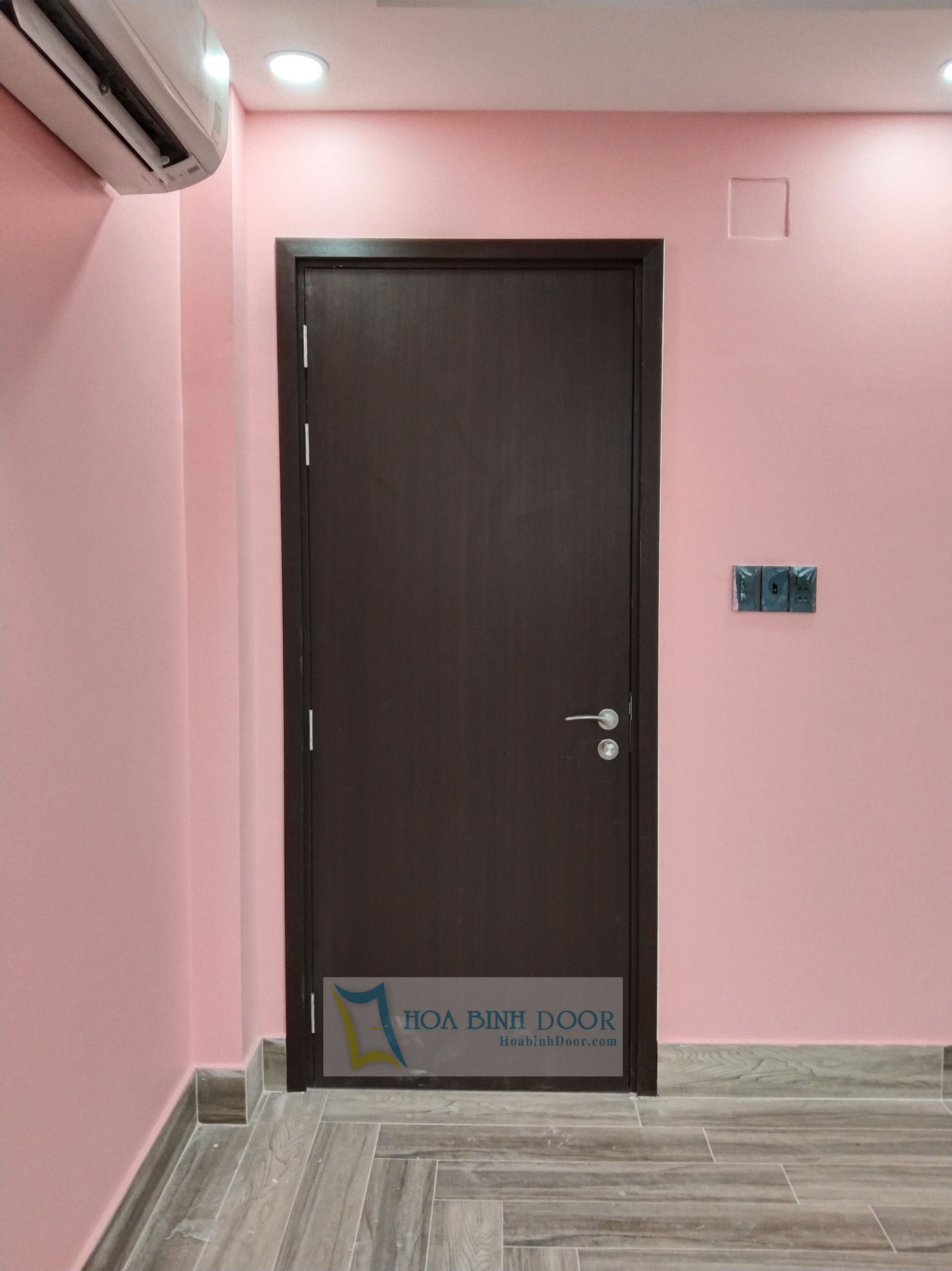 Cửa nhựa Composite
