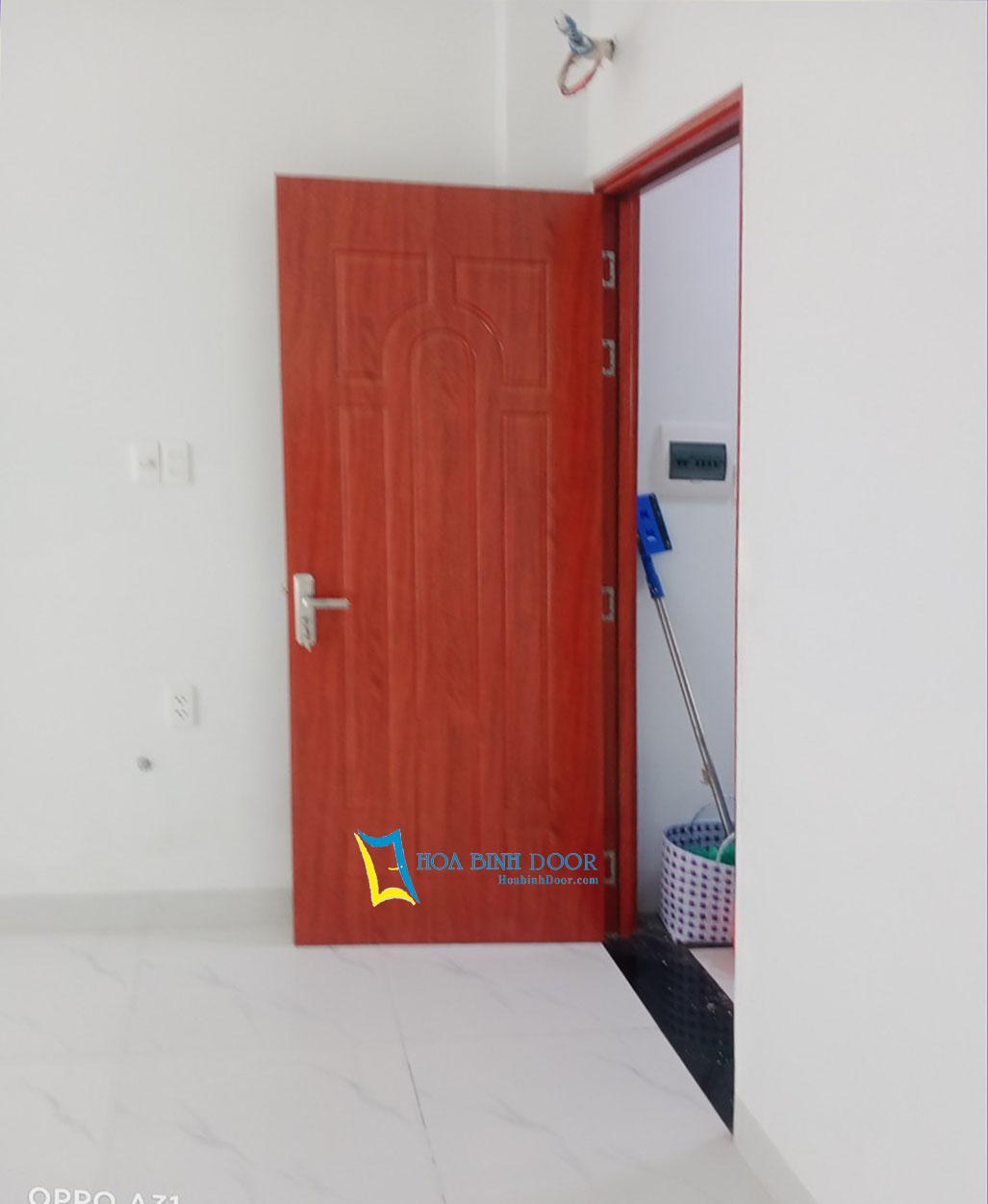 cua-nhua-composite-tại-tphcm
