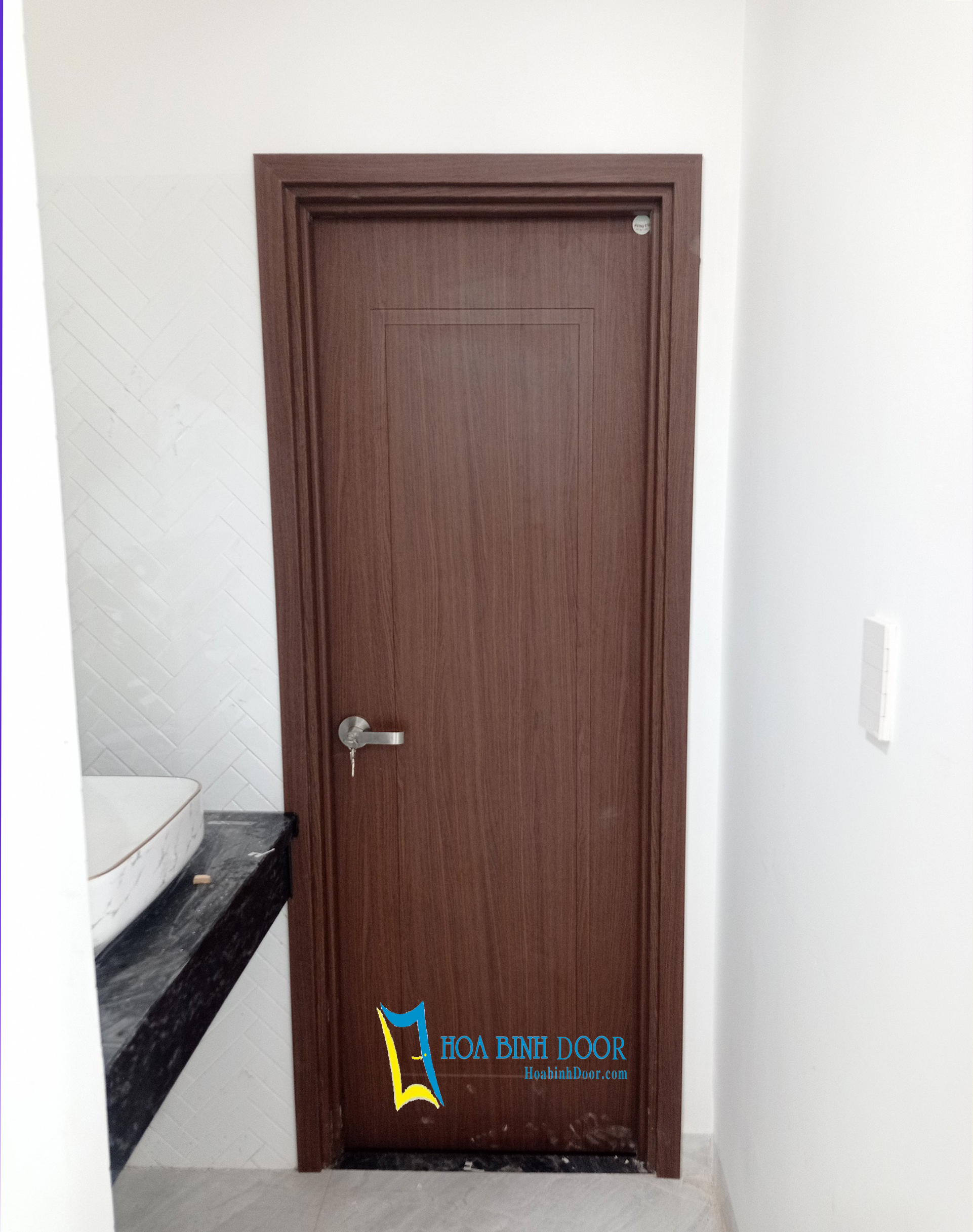 cua-nhua-composite-thuan-an-binh-duong