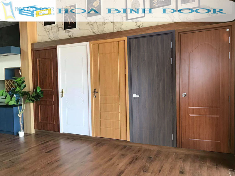 cua-nhua-abs-va-cua-nhua-composite