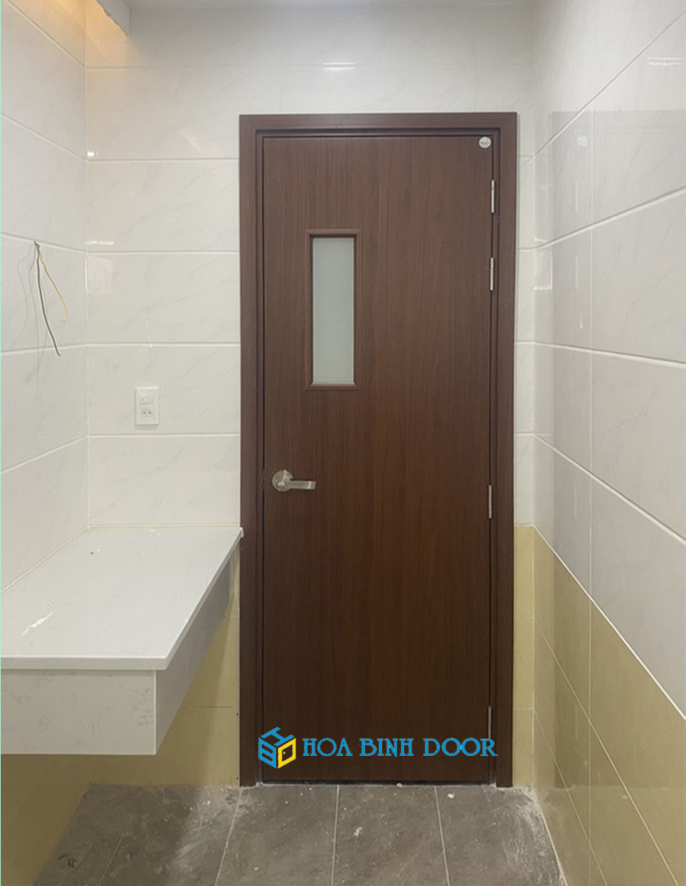 Cửa nhựa composite cho nhà vệ sinh