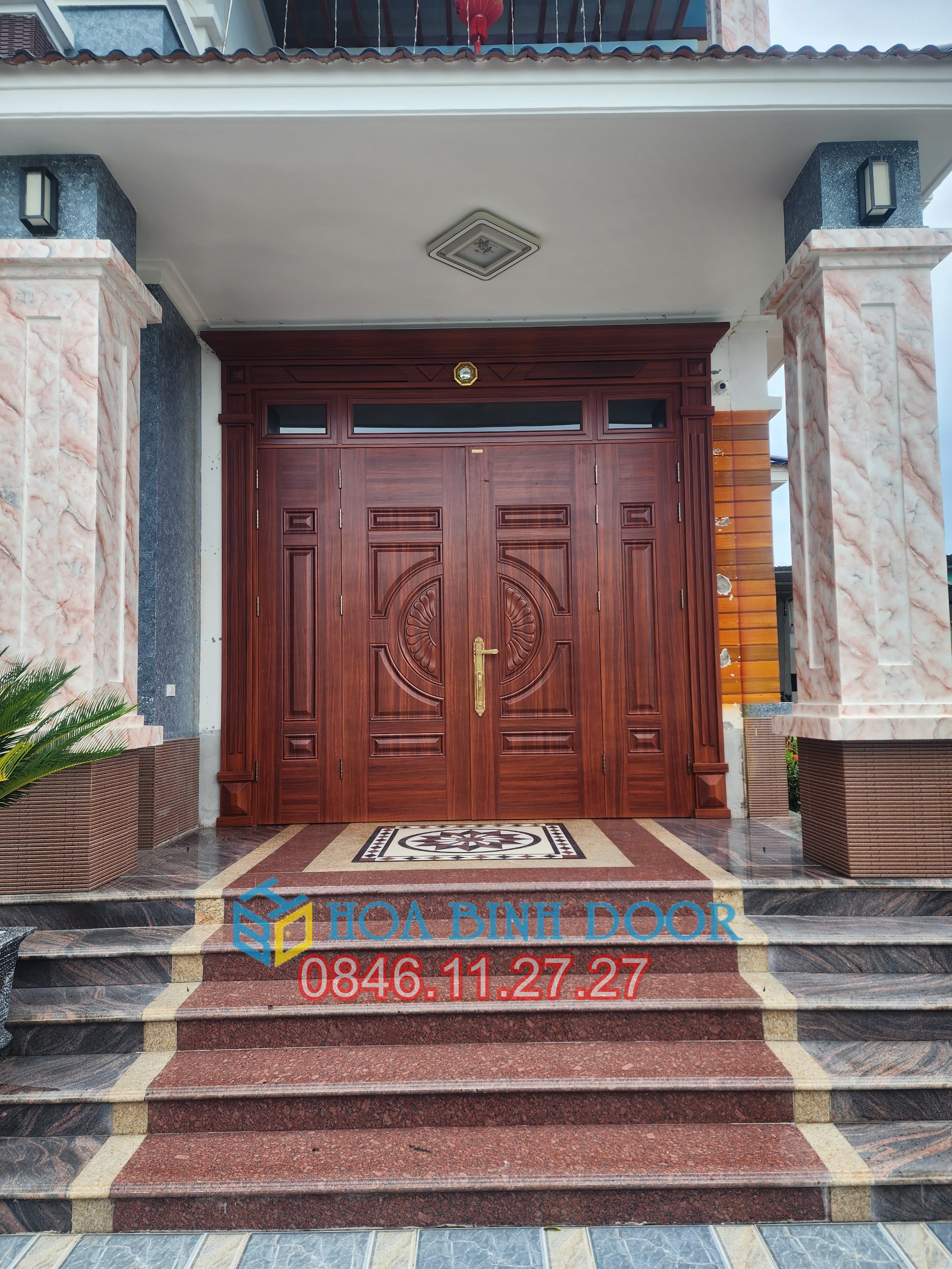 cua-thep-van-go-tai-long-an