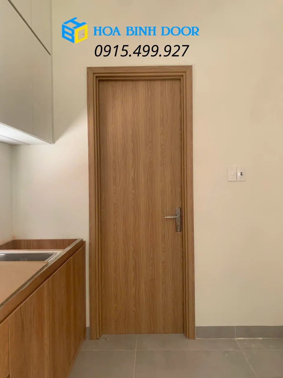 Cửa nhựa composite lắp đặt tại quận Tân Phú