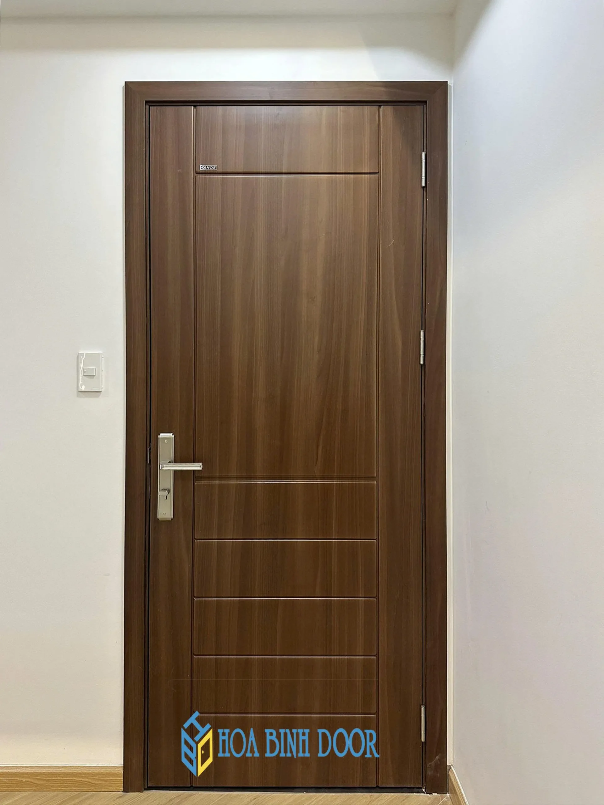 Cửa nhựa ABS Hàn Quốc lắp tại phường Bình Trưng