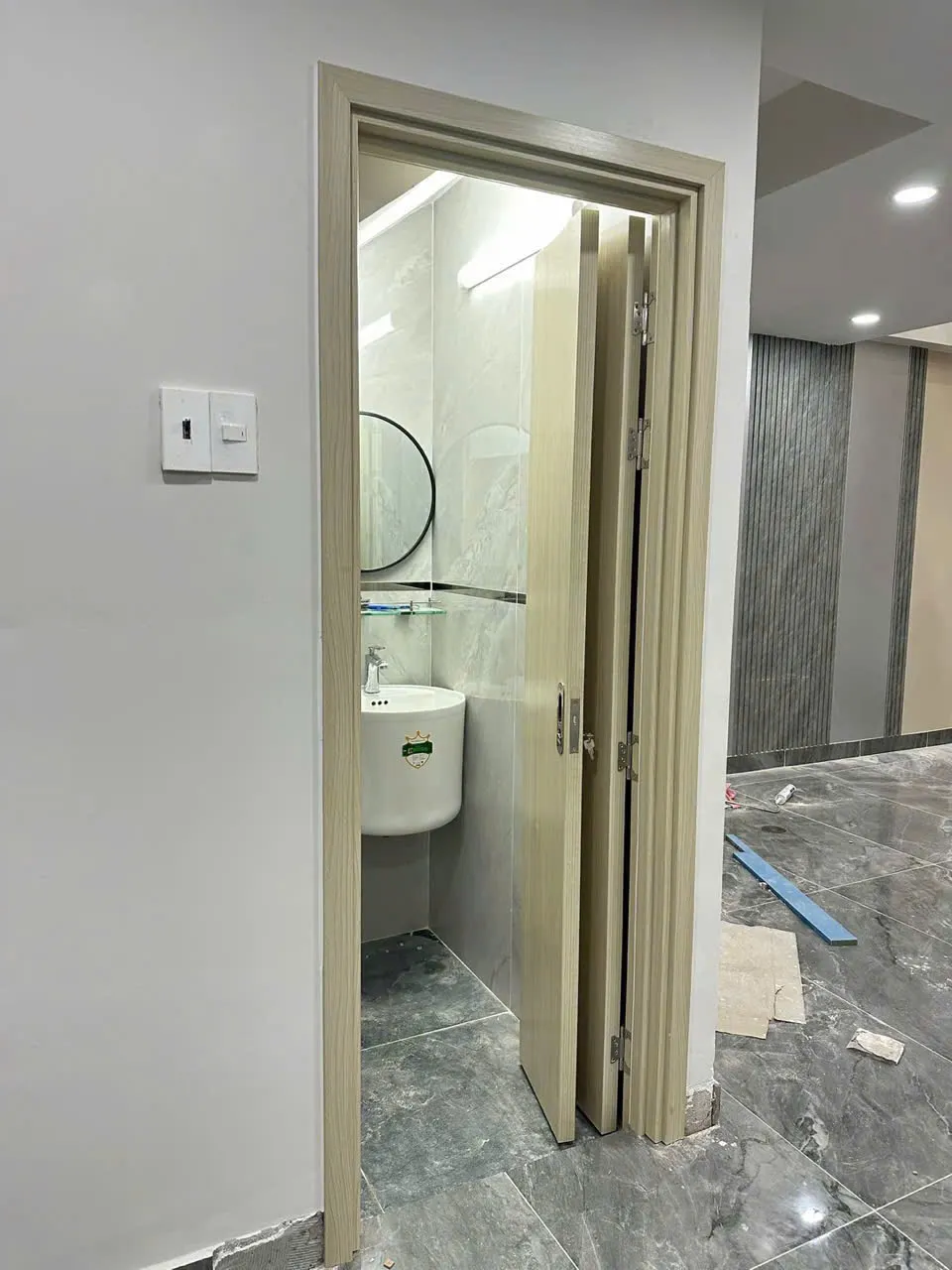 Cửa gập và lùa nhựa composite tại Tân Bình