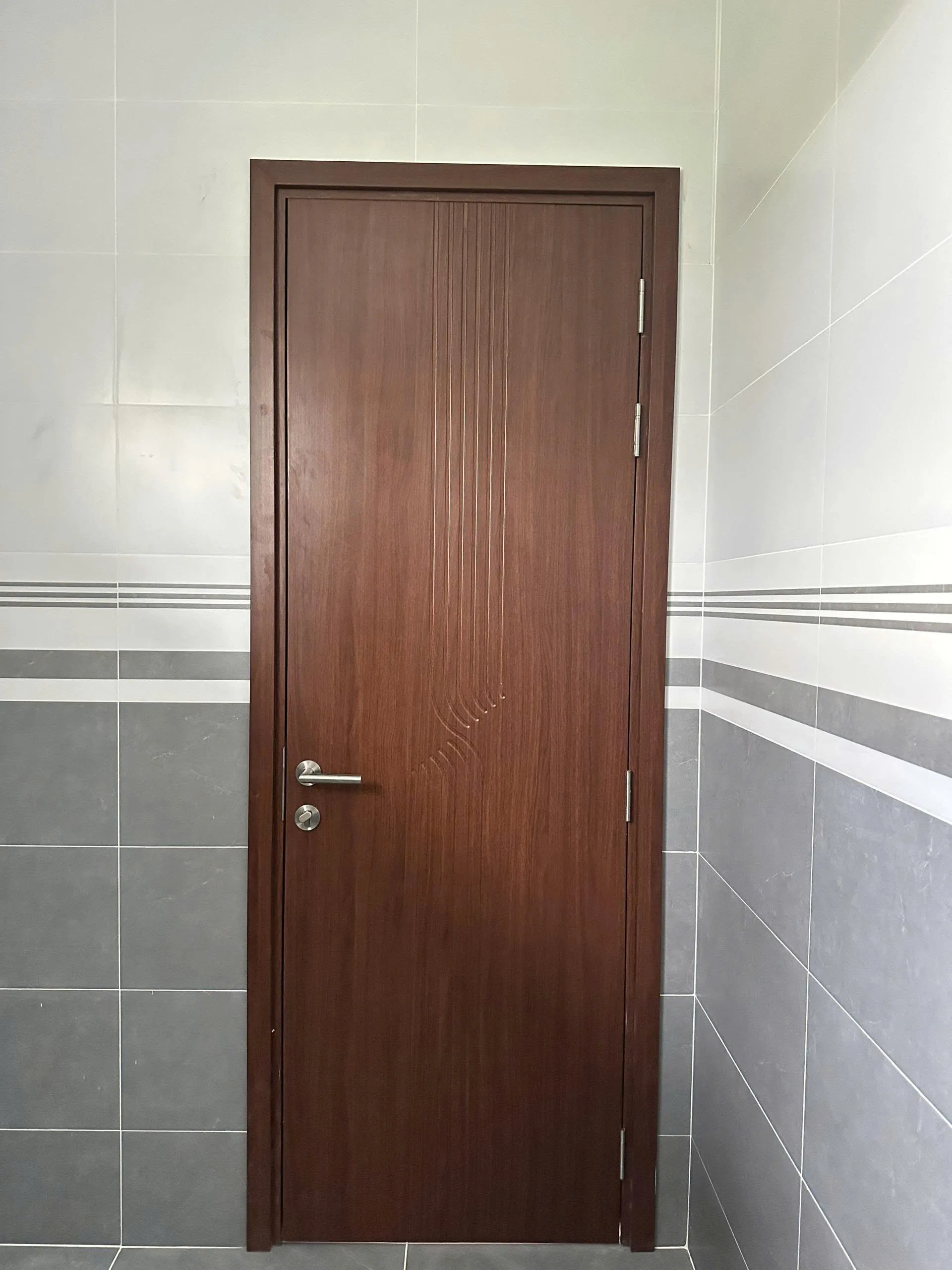 Báo giá cửa nhựa composite tại Hóc Môn